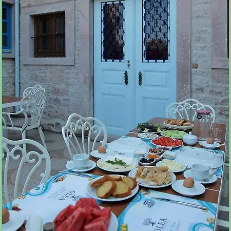 Olea Leya Oda ve Kahvaltı 3*